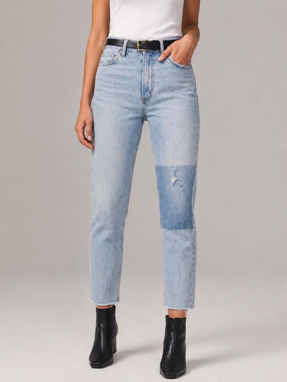 Abercrombie & Fitch Curve Love High Rise Mom Jeans Light Wash Repair 25 Long